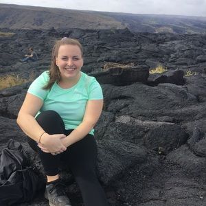 Meet your Posher, Dana